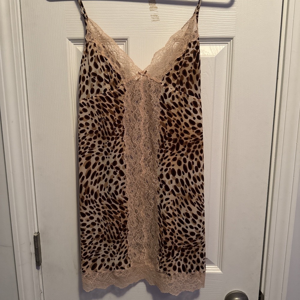 Victoria's Secret Slip Chemise Medium Animal Print Tan Lace Y2K Sexy Lingerie